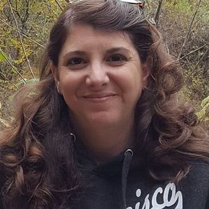 Meet your Posher, Angela